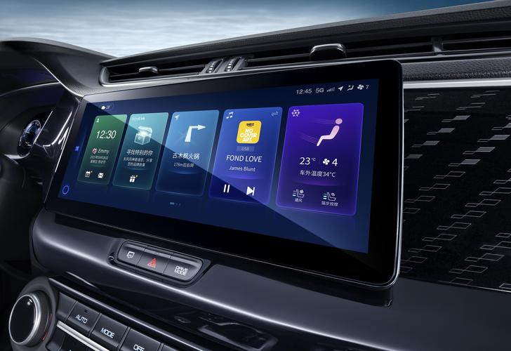 #车载显示 研究:无边界交互,显示设计及#智能座舱 体验创新加速 #中控...